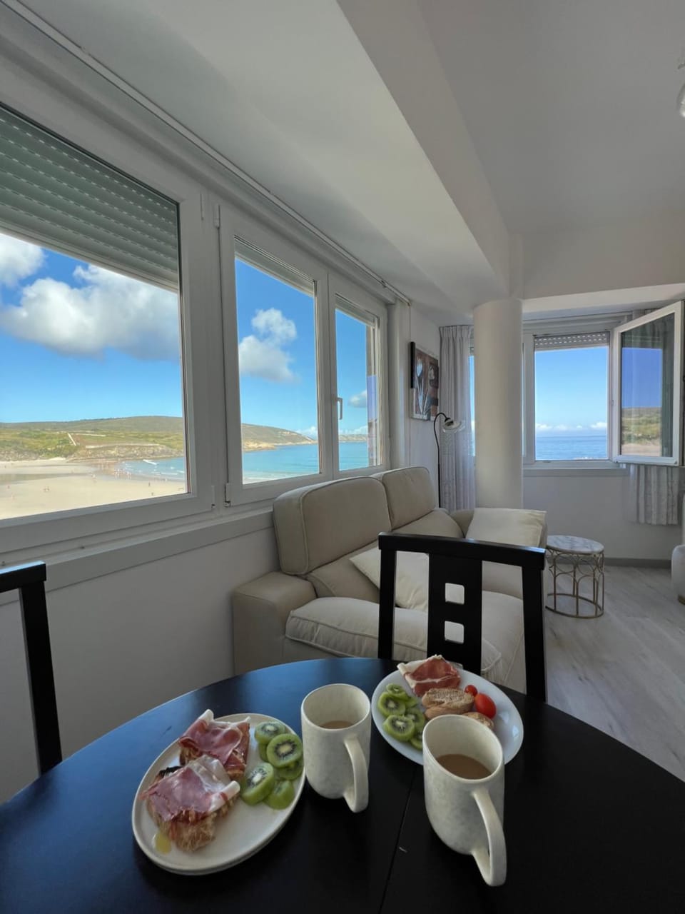 Natural landscape, Living room, Dining area, Sea view
