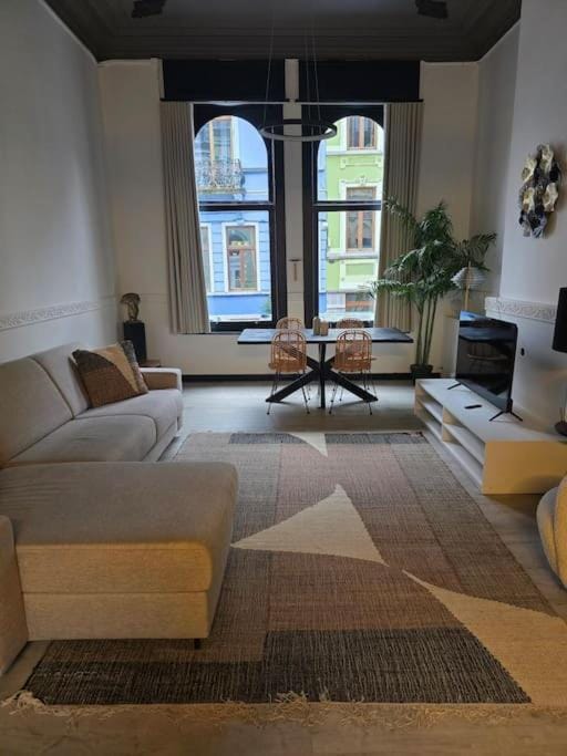 8z dreamz 2 Apartment in Ghent