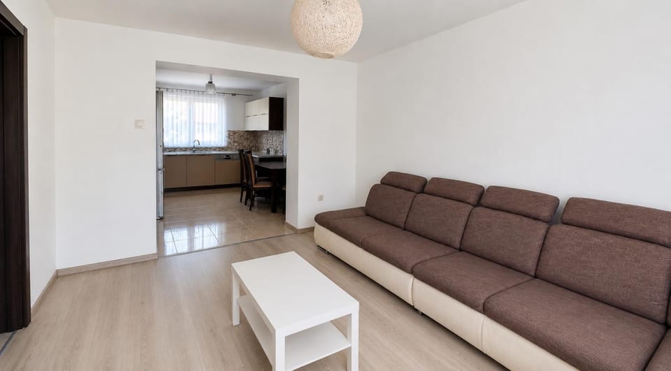 TV and multimedia, Living room, internet, air conditioner