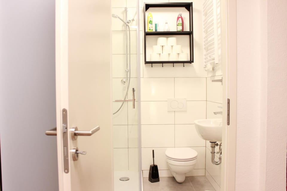Shower, Toilet, Bathroom