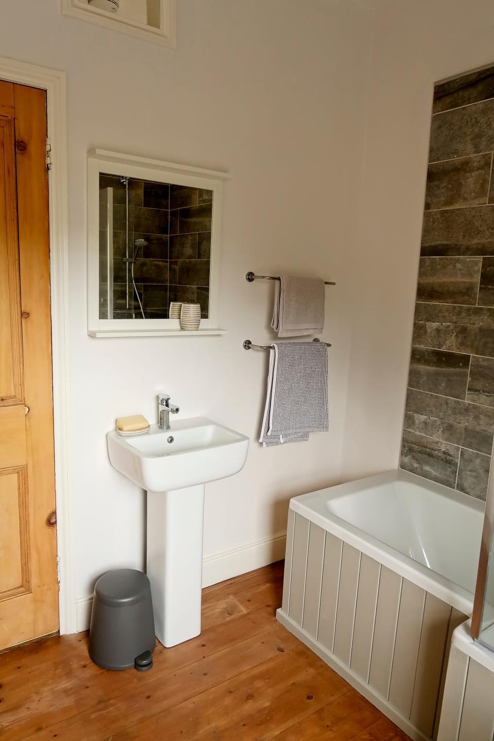 Elmhurst House in England