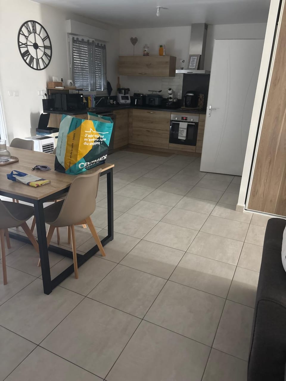 L appart Apartment in Joué-lès-Tours