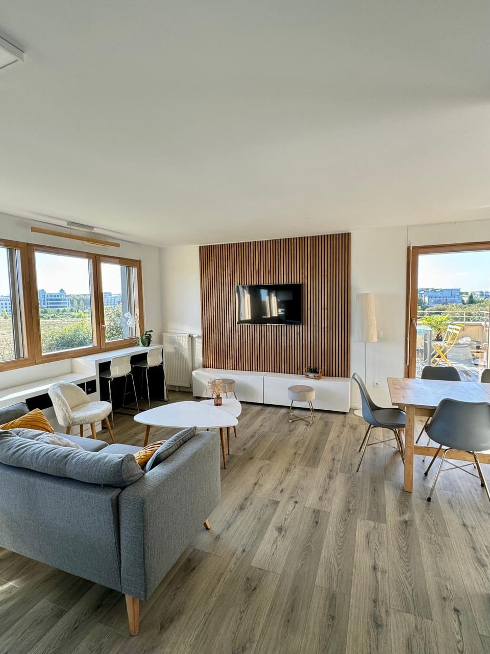 Communal lounge/ TV room, Living room