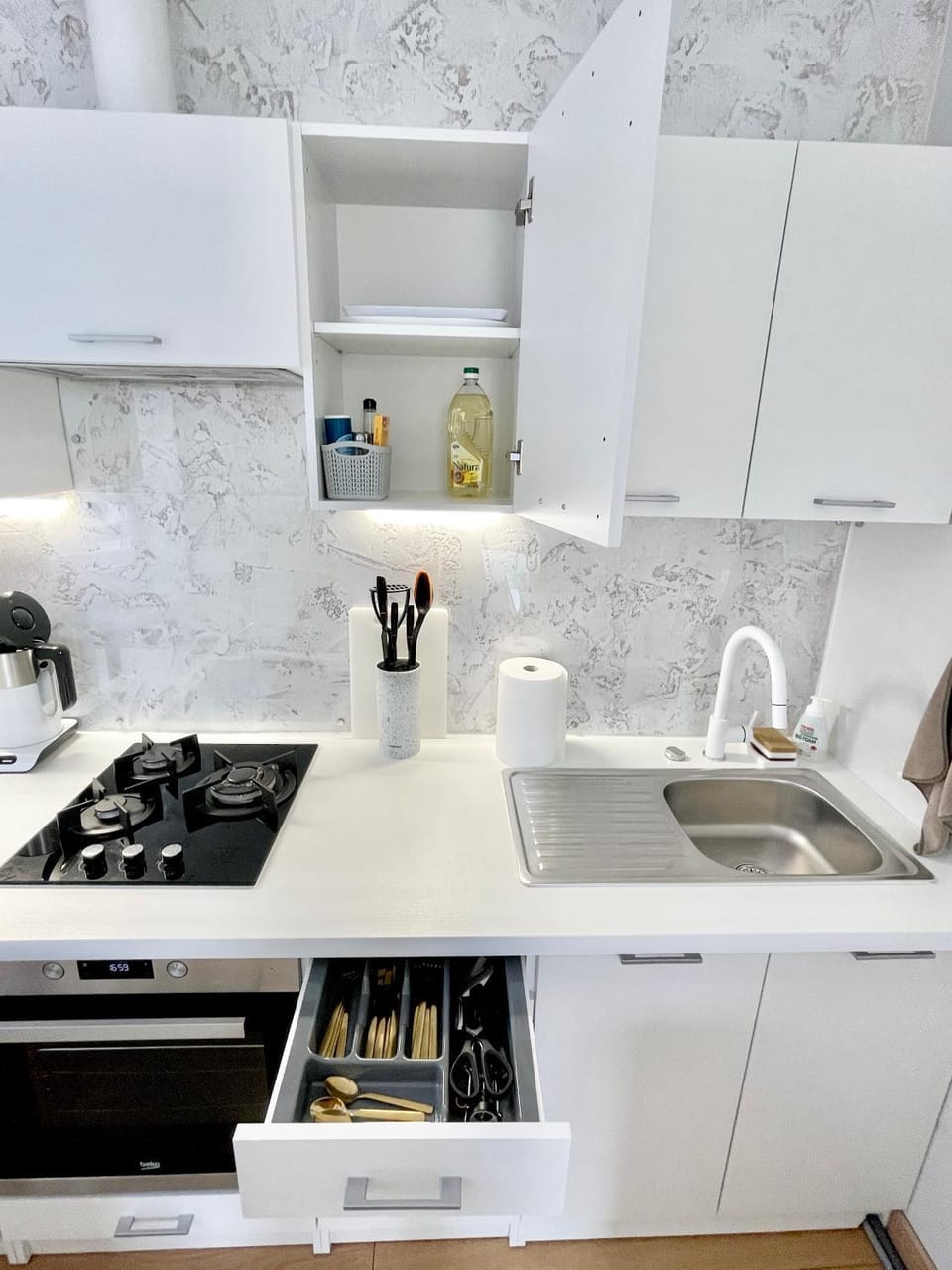 Kitchen or kitchenette, stove