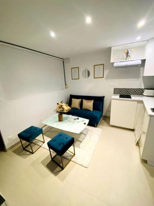 Cosy Cottage by Alice Village Provençal Serenity Apartment in French Riviera