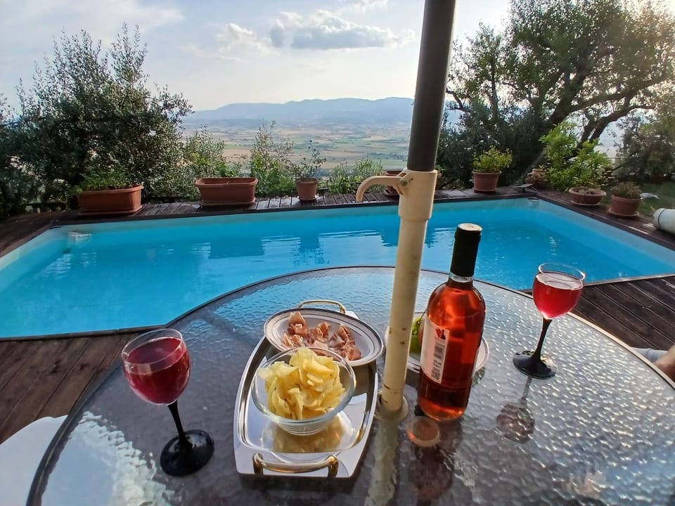 Villa L'Oliveto House in Umbria