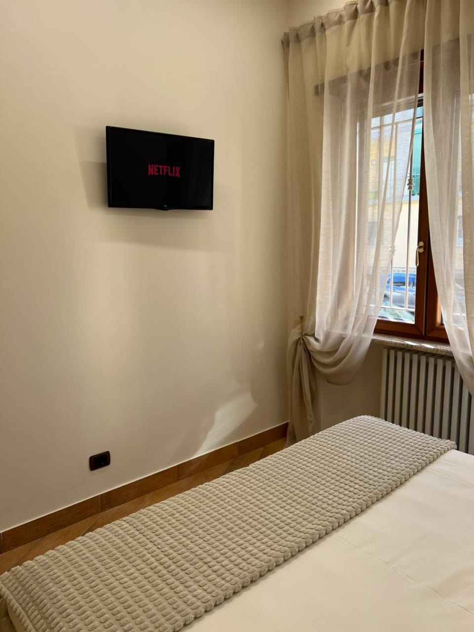 TV and multimedia, Bedroom