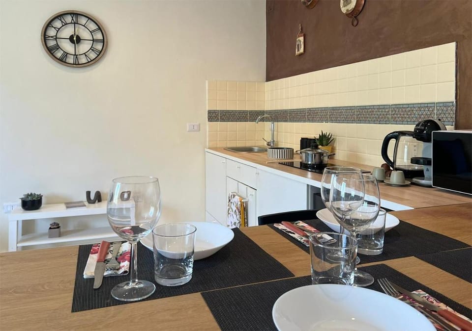 Dining area, Lunch, Lunch