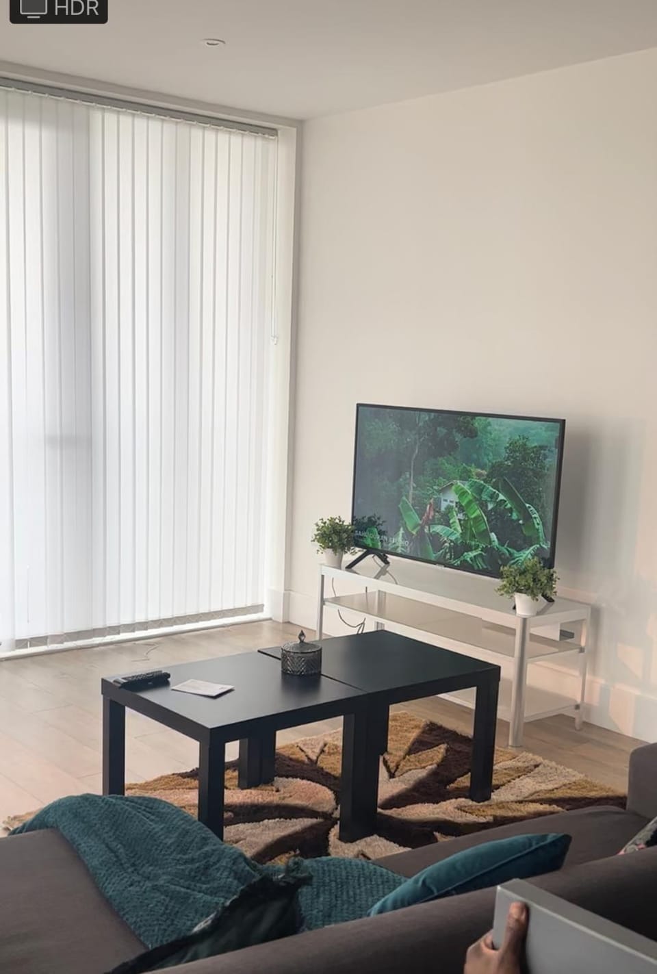Communal lounge/ TV room, TV and multimedia, Living room, Seating area, Evening entertainment