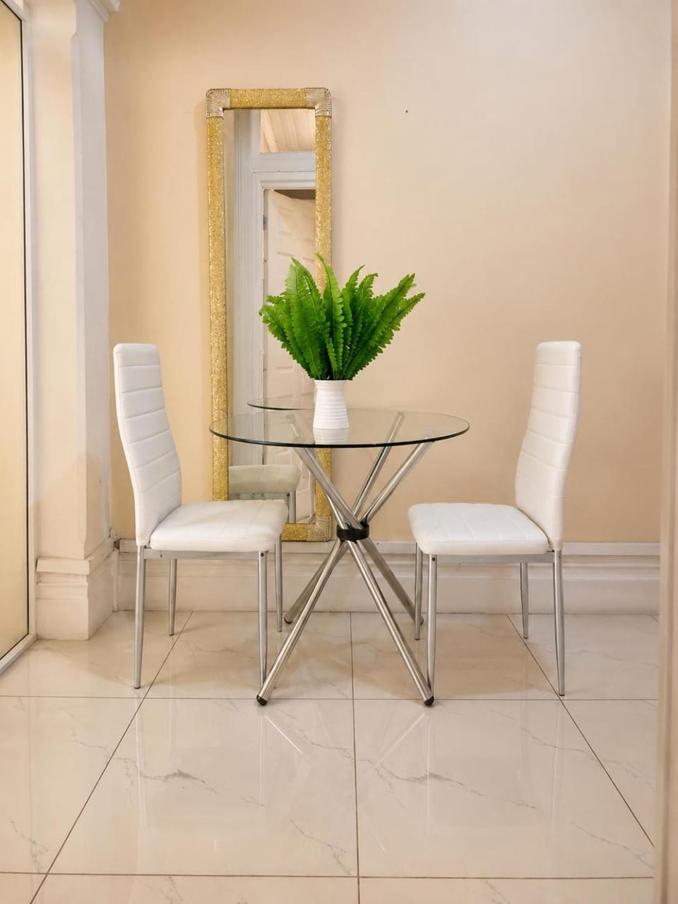 Tiah Whyte, Durban Bed and Breakfast in Durban
