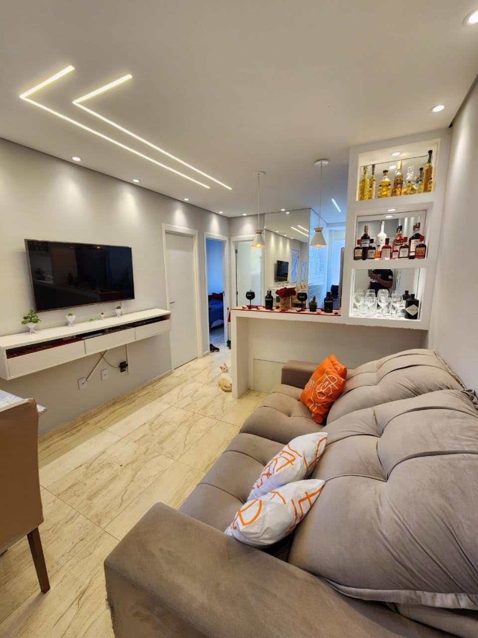 TV and multimedia, Living room, Seating area