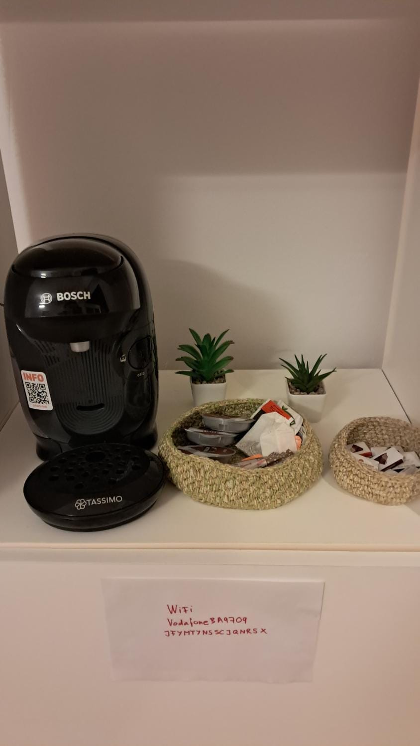 Coffee/tea facilities