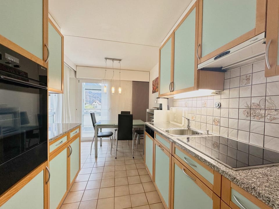 Kitchen or kitchenette, Dining area, dishwasher, oven, stove