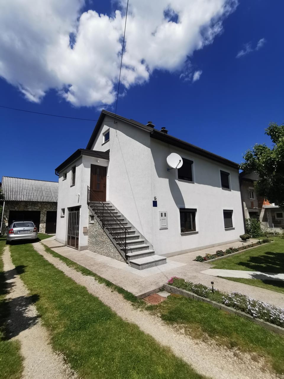 Property building, Day