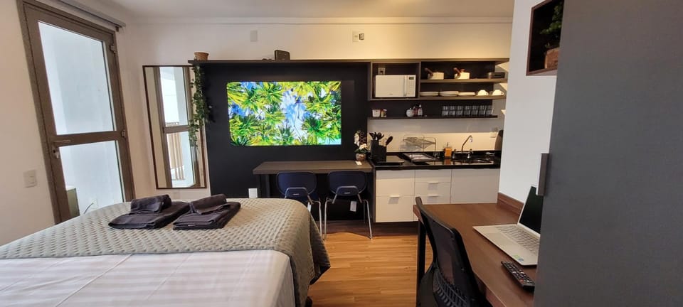Bed, TV and multimedia, Bedroom, wardrobe, air conditioner