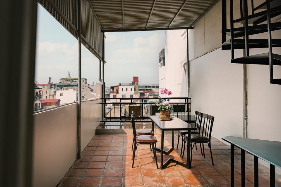 Property building, Balcony/Terrace