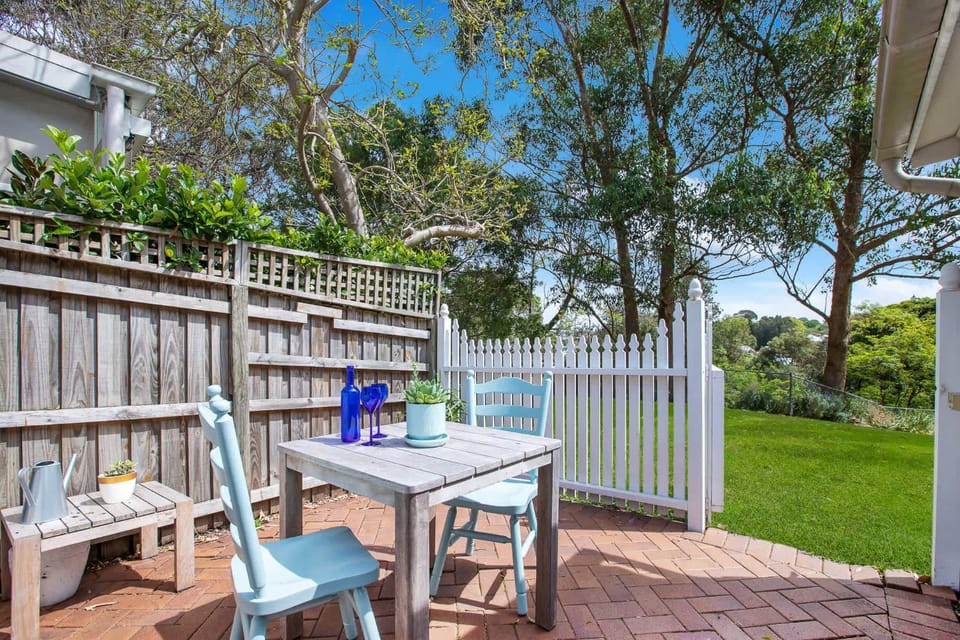 Balmain 2 Bed Cottage - New Listing House in Sydney