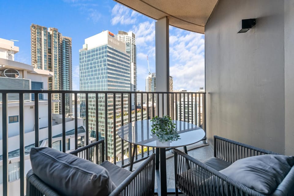 Day, View (from property/room), Balcony/Terrace, Seating area, City view