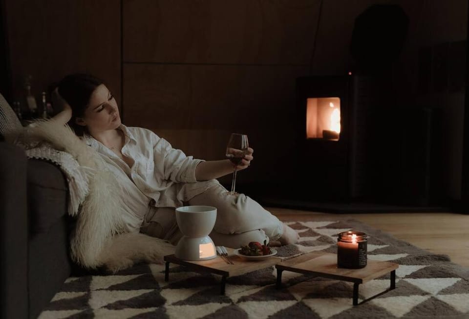 Living room, fireplace