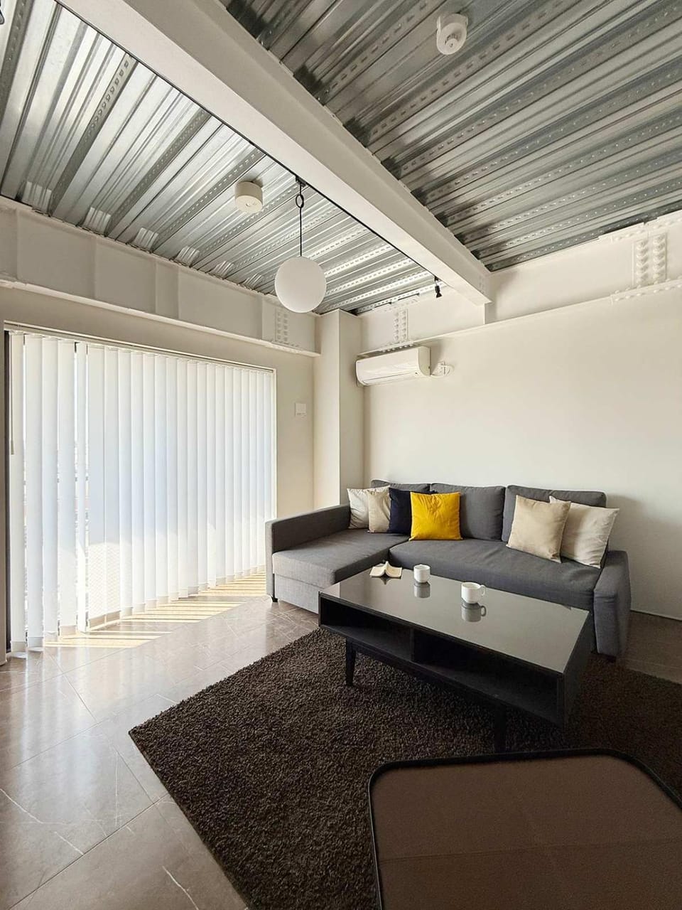 b hotel Komachi - 1 BR Apartment Free Breakfast Included Apartment in Hiroshima
