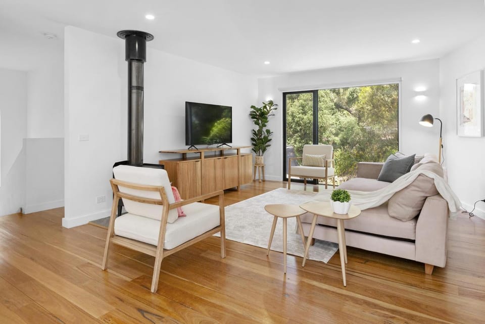 Bird House Wellness Retreat - Sauna Mineral Pool House in Melbourne
