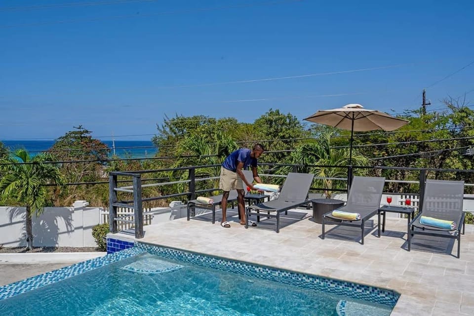 Hospitality Expert CB All Pool Beach Chef House in St. James Parish