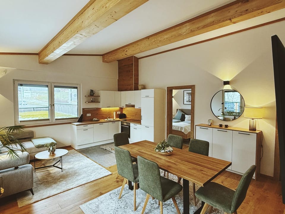 Living room, Dining area, kitchen