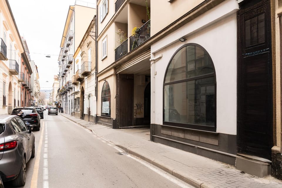 Property building, Neighbourhood, City view, Street view, Location
