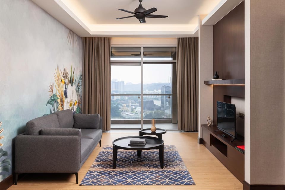Balcony/Terrace, City view