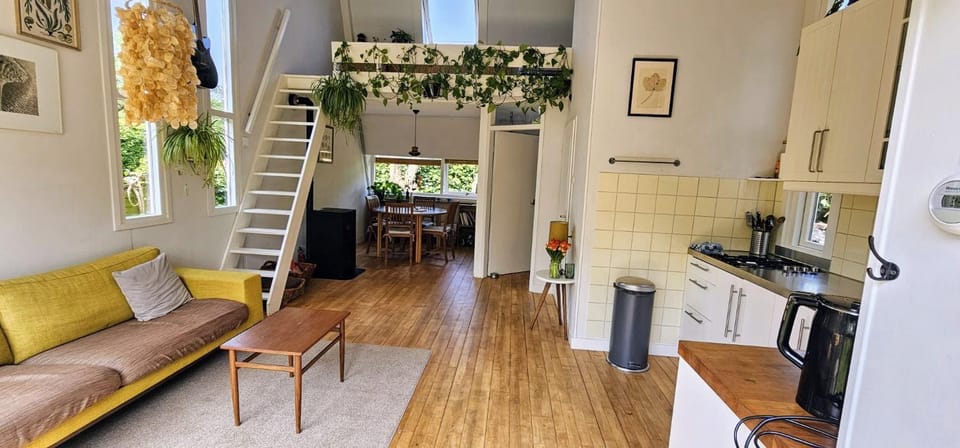 Living room, Food, kitchen
