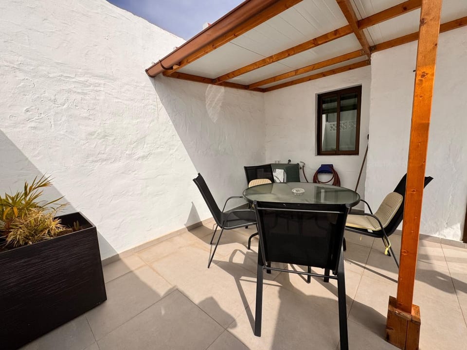 Patio, Balcony/Terrace, Seating area, Dining area