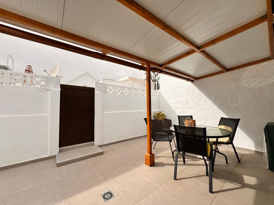 Balcony/Terrace, Seating area, Dining area