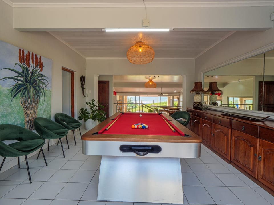 Game Room, Evening entertainment