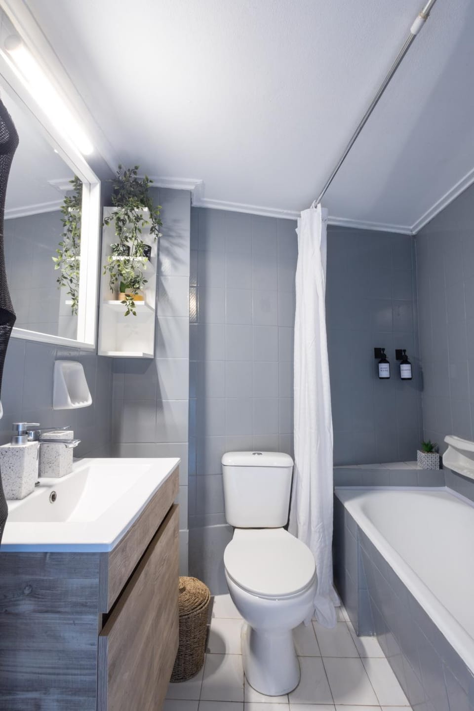 Toilet, Bathroom, Bath