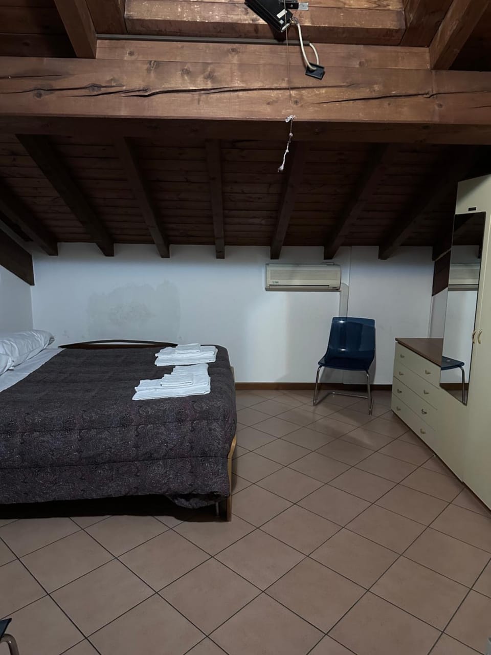 Dante 10 Flat Apartment in Cremona