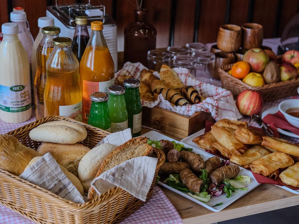 Breakfast, Buffet breakfast