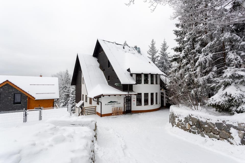 Property building, Winter