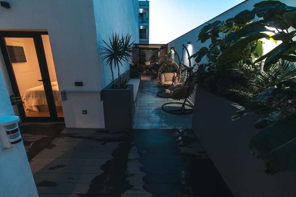 Patio, Balcony/Terrace