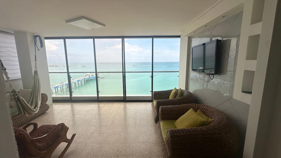 Beachfront apartment in Salinas Malecom Apartment in Salinas