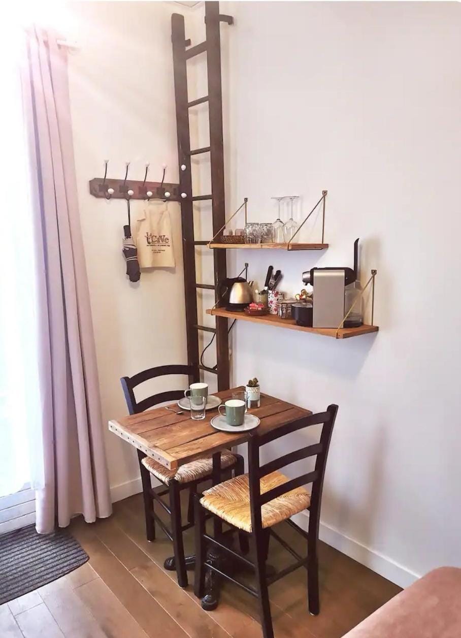 Chambre dans une dépendance La Rosette Vacation rental in Paris