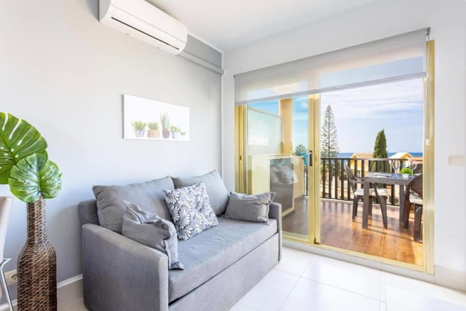 OleHolidays 741 Romana Playa vistas al mar Apartment in Marbella