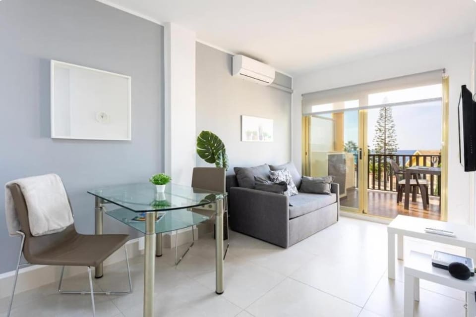 OleHolidays 741 Romana Playa vistas al mar Apartment in Marbella