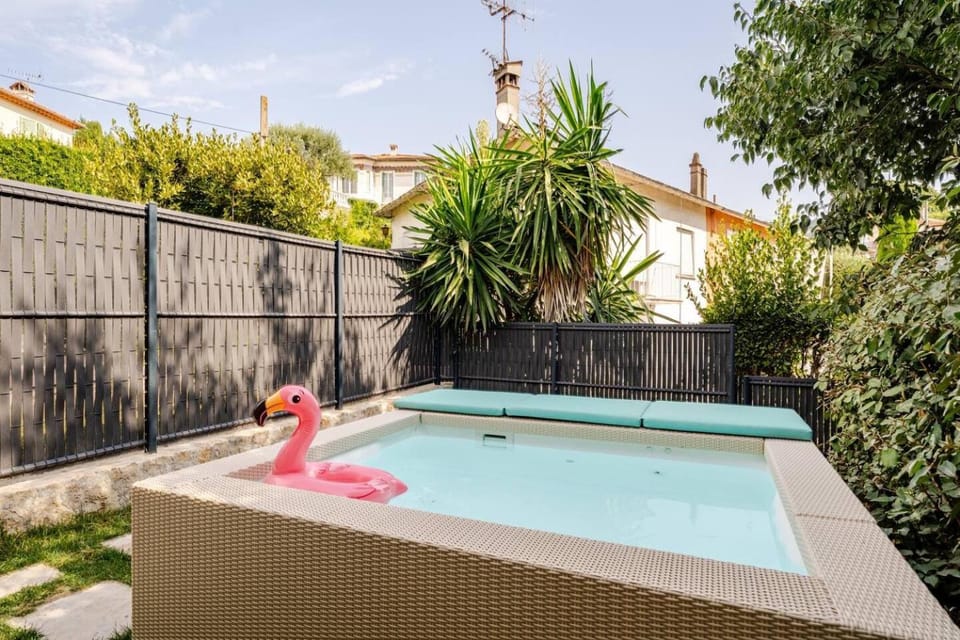 Le Loft Palatin by Winsome Destination Apartment in Cannes