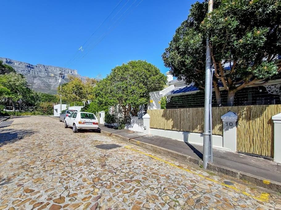 Mountain View Home - Vredehoek House in Cape Town