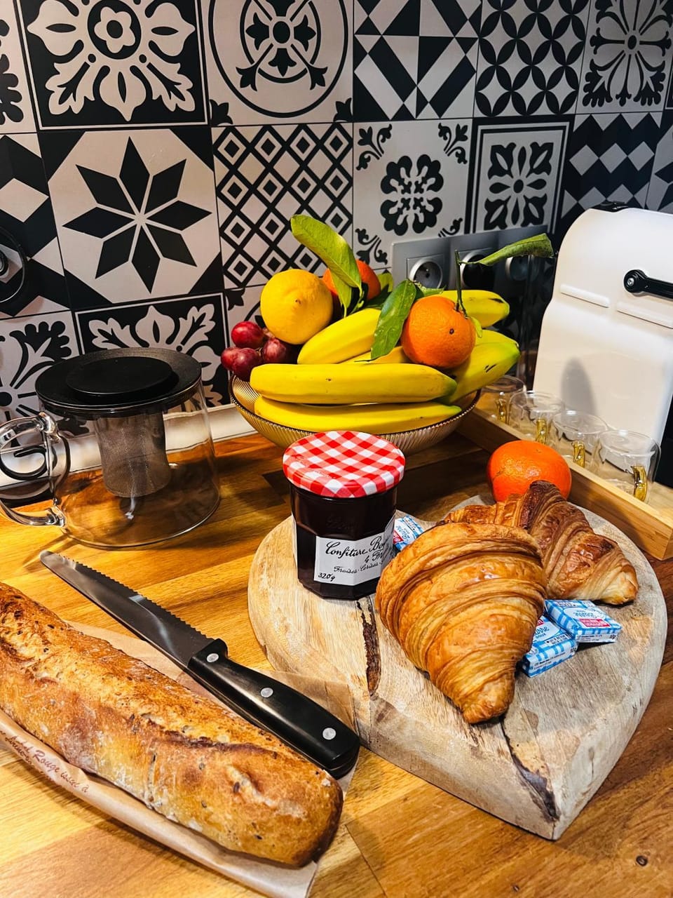 Kitchen or kitchenette, Breakfast