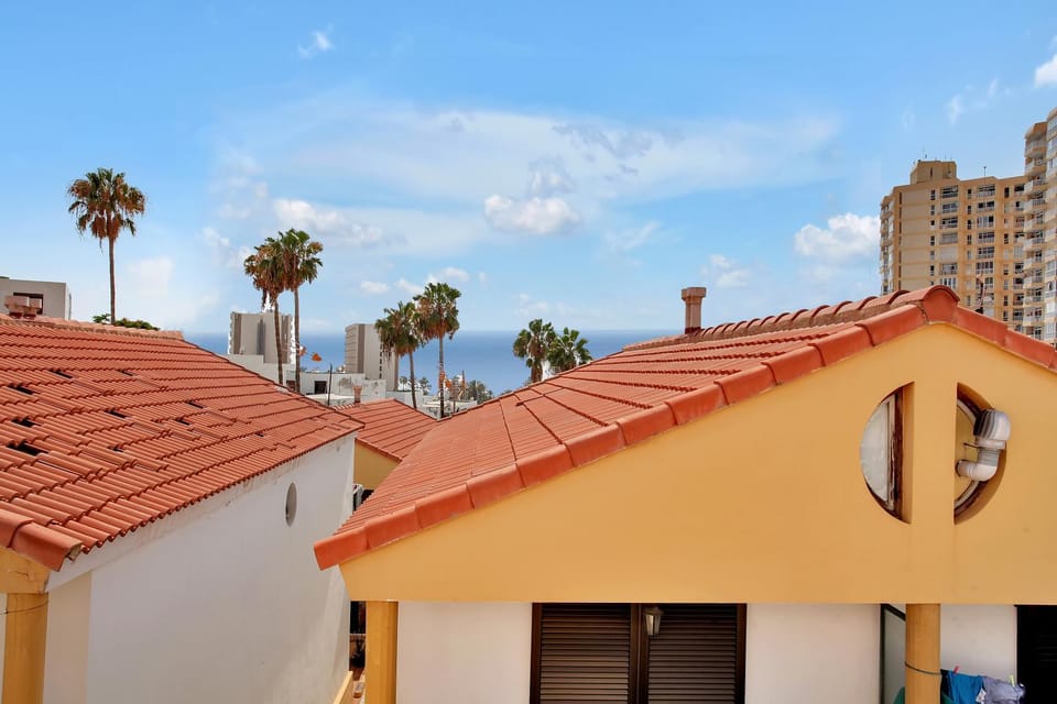 2 bedrooms Bungalow in Playa de las Americas Apartment in Playa de las Americas