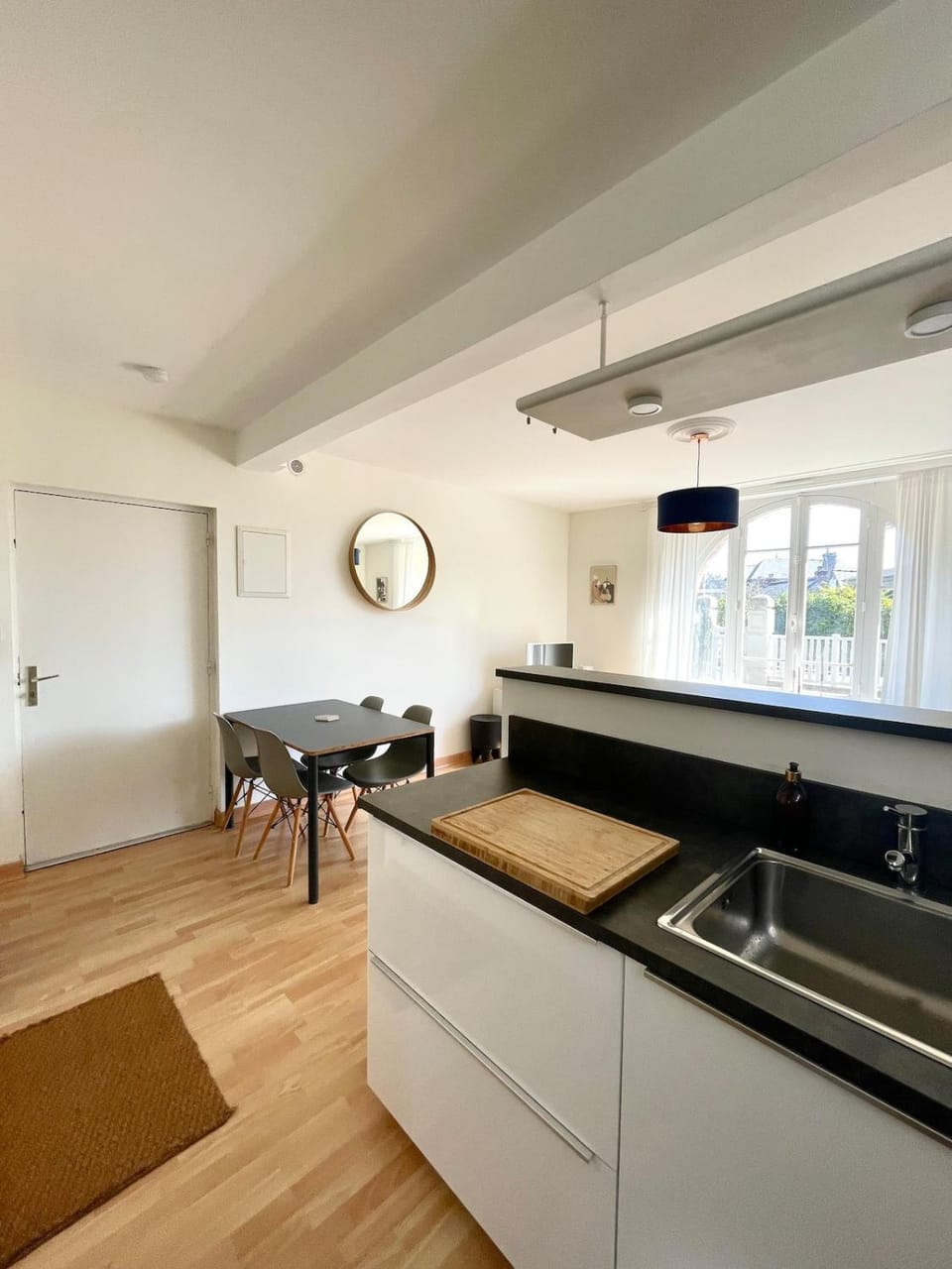 Kitchen or kitchenette, Living room, Dining area