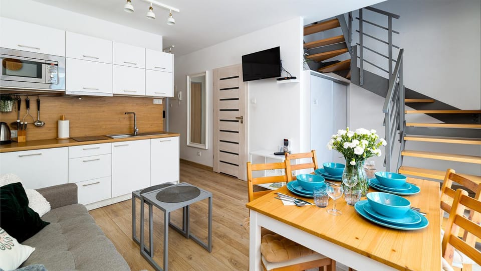 Coffee/tea facilities, Kitchen or kitchenette, Living room, stove