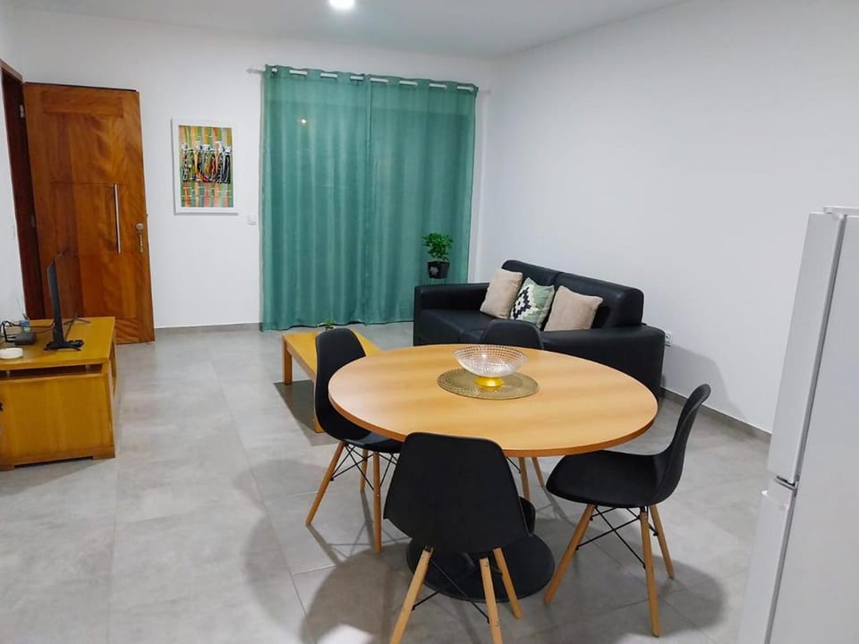 Kitchen or kitchenette, Living room, Seating area