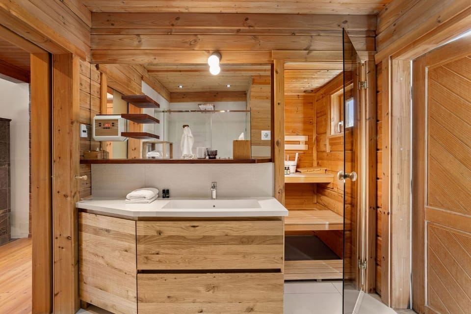 Shower, Sauna, Bathroom, towels